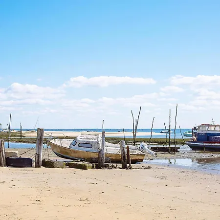 Centre - T2 Confortable Avec Balcon Et Parking Prive - Fr-1-420-156 阿卡雄