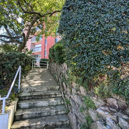 Apartament Centre - T2 Confortable Avec Balcon Et Parking Prive - Fr-1-420-156 Arcachon