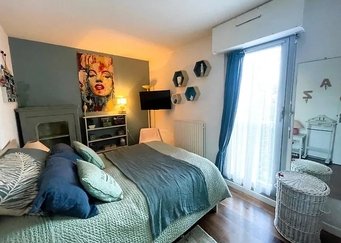 Centre - T2 Confortable Avec Balcon Et Parking Prive - Fr-1-420-156 Apartament Arcachon