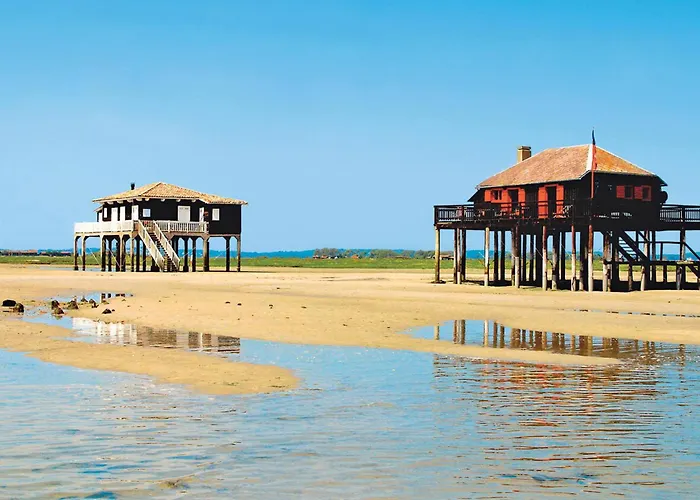 Centre - T2 Confortable Avec Balcon Et Parking Prive - Fr-1-420-156