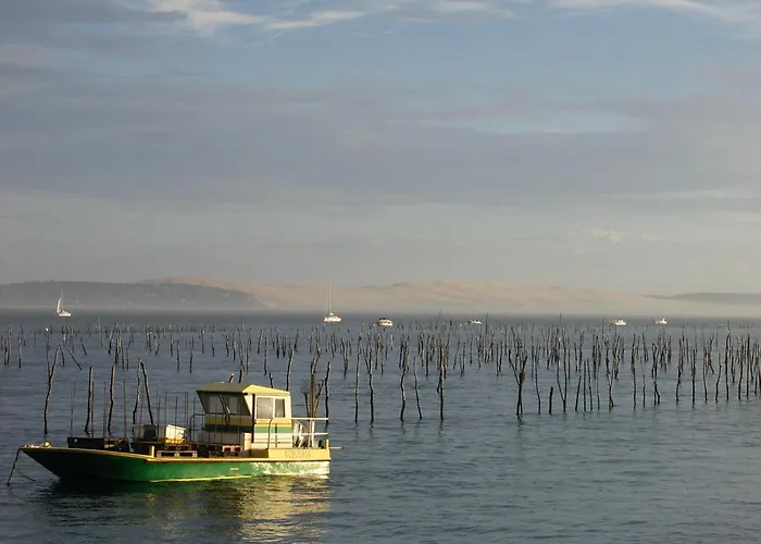 Apartmán Centre - T2 Confortable Avec Balcon Et Parking Prive - Fr-1-420-156 *